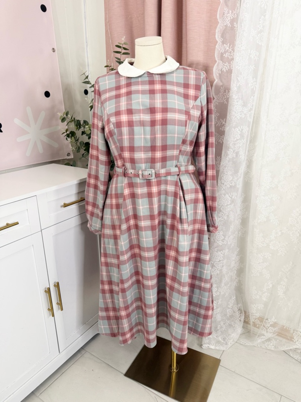 The collectif Classic Pink Plaid Peter Pan Collar woman’s Dress BIN#8